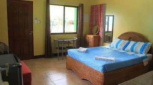 Nickles Park Resort And Apartments Libaong 3*,